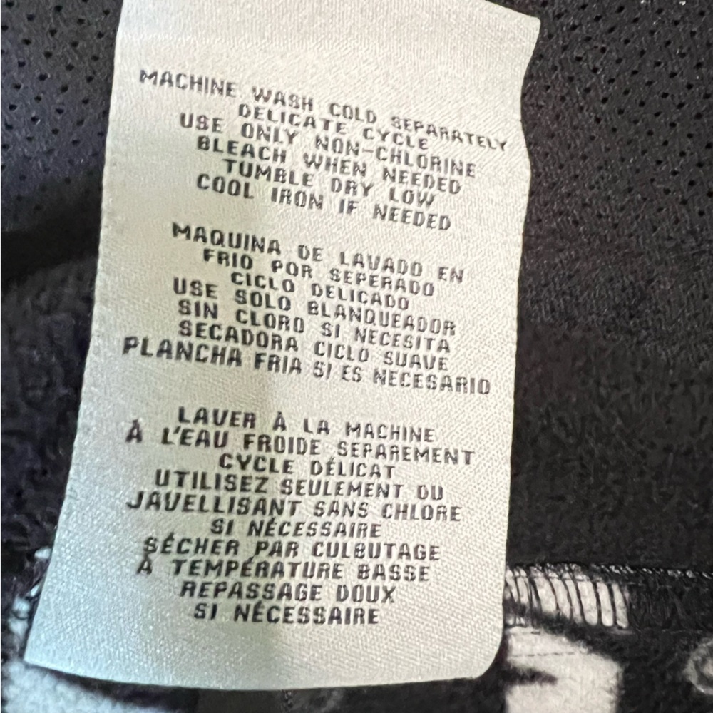 LEVI'S Men Hooded Water Resistant Softshell Bomber Jacket - Picture 9 of 12
